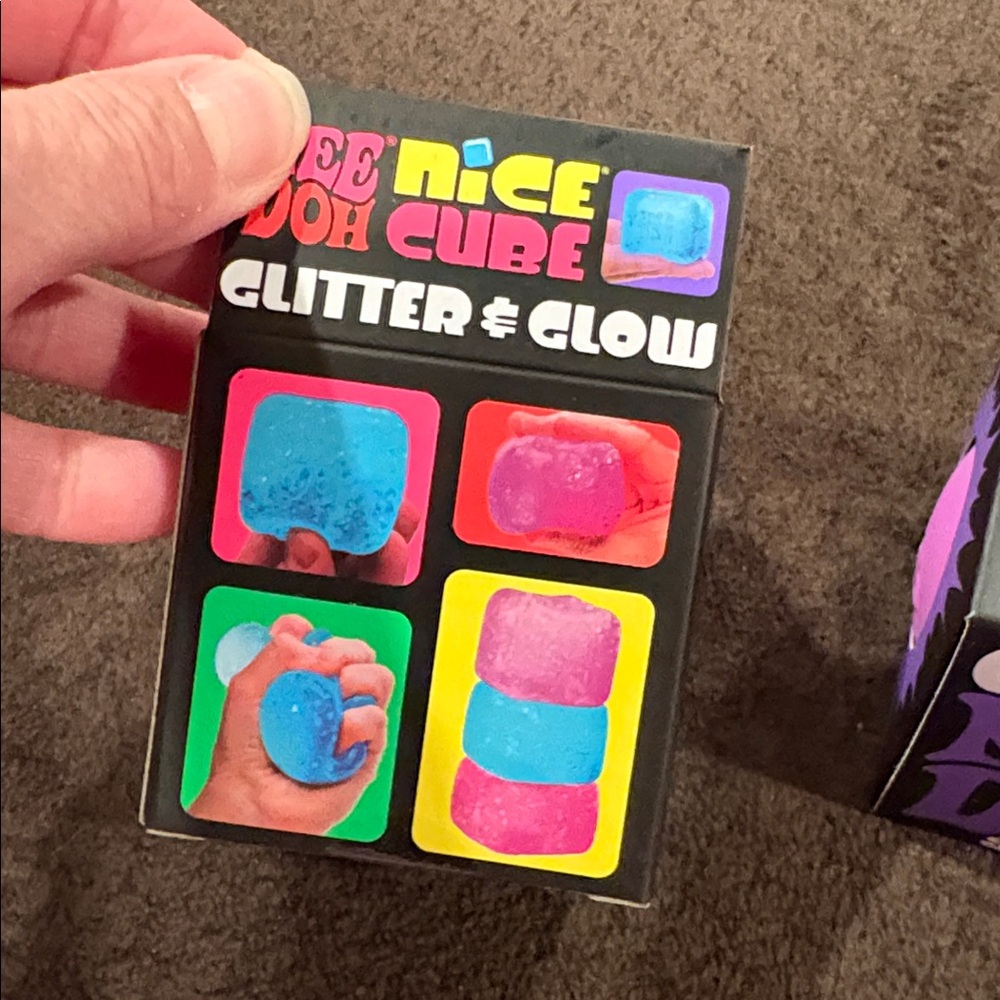 NeeDoh 2 Glow In The Dark Purple Set - Picture 3 of 7